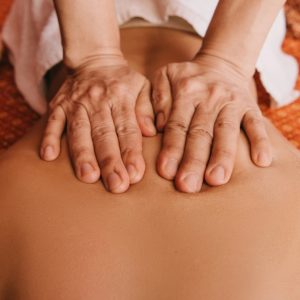 Thai hátmasszázs az Ananda Thai Masszázs Szalonban