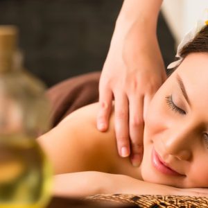 Aromaolajos balinéz masszázs az Ananda Thai Masszázsban